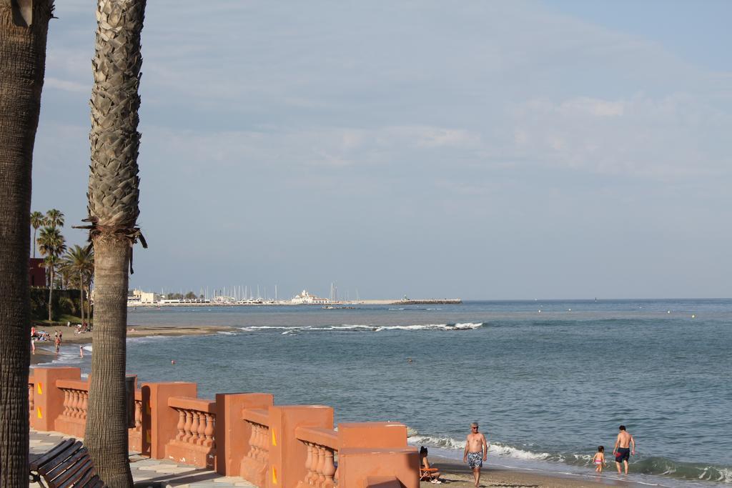 Ferienwohnung Apartamento Turistico Pueblo Evita Benalmádena Exterior foto