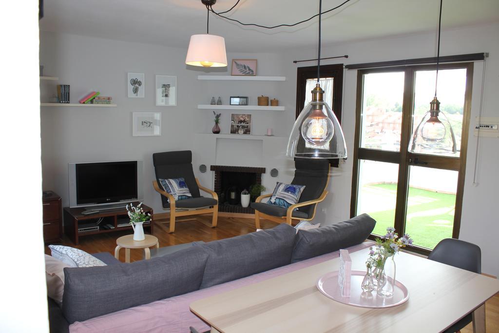 Ferienwohnung Apartamento Turistico Pueblo Evita Benalmádena Exterior foto